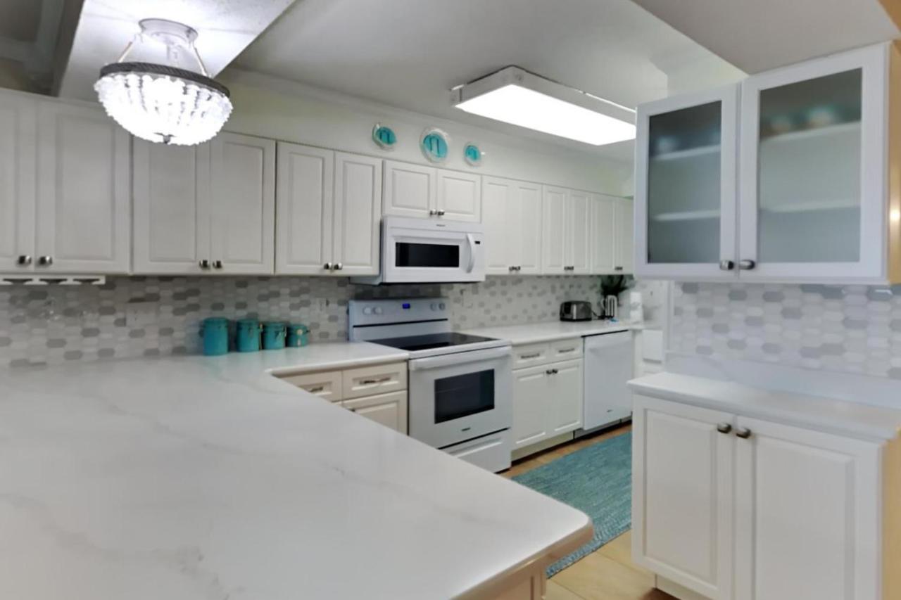 Apartment Regency Towers 1202